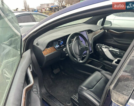 Синій Тесла Модель Х, об'ємом двигуна 0 л та пробігом 125 тис. км за 18300 $, фото 9 на Automoto.ua
