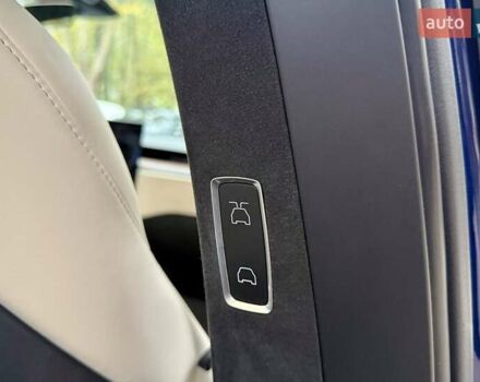 Синий Тесла Модель Х, объемом двигателя 0 л и пробегом 60 тыс. км за 39900 $, фото 6 на Automoto.ua