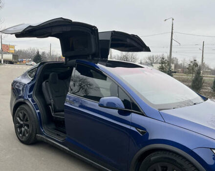 Синій Тесла Модель Х, об'ємом двигуна 0 л та пробігом 31 тис. км за 51000 $, фото 5 на Automoto.ua