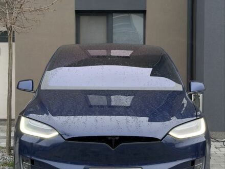 Синий Тесла Модель Х, объемом двигателя 0 л и пробегом 120 тыс. км за 18000 $, фото 1 на Automoto.ua