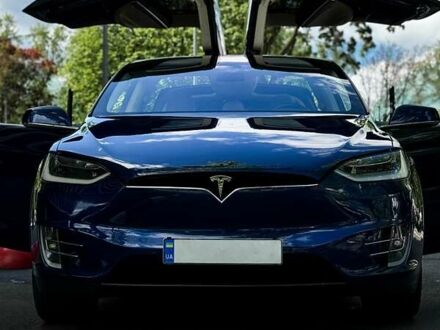 Синий Тесла Модель Х, объемом двигателя 0 л и пробегом 140 тыс. км за 34000 $, фото 1 на Automoto.ua