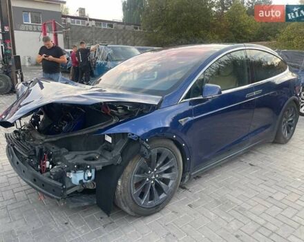 Синий Тесла Модель Х, объемом двигателя 0 л и пробегом 174 тыс. км за 10700 $, фото 1 на Automoto.ua
