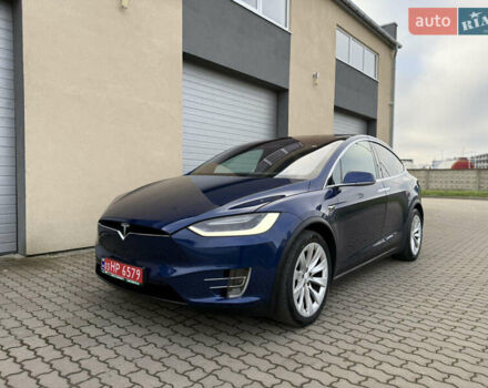 Синий Тесла Модель Х, объемом двигателя 0 л и пробегом 104 тыс. км за 20999 $, фото 1 на Automoto.ua