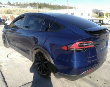 Тесла Модель Х 2017 у Одесі на Automoto.ua Синій Тесла Модель Х, об'ємом двигуна 0 л та пробігом 165 тис. км за 21000 $, фото 1 на Automoto.ua