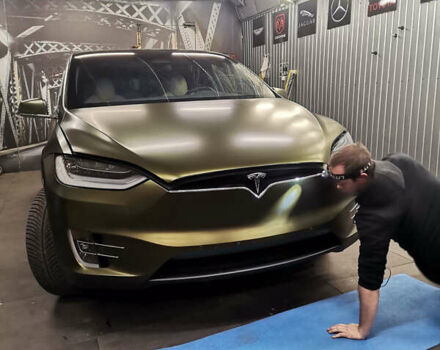 Зелений Тесла Модель Х, об'ємом двигуна 0 л та пробігом 145 тис. км за 49999 $, фото 25 на Automoto.ua