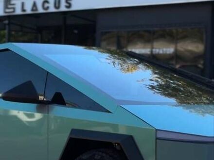 Коричневый Тесла Cybertruck, объемом двигателя 0 л и пробегом 10 тыс. км за 120000 $, фото 1 на Automoto.ua