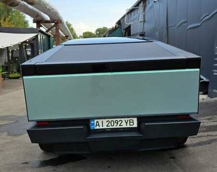 Серый Тесла Cybertruck, объемом двигателя 0 л и пробегом 10 тыс. км за 120000 $, фото 3 на Automoto.ua