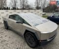 Серый Тесла Cybertruck, объемом двигателя 0 л и пробегом 4 тыс. км за 64000 $, фото 1 на Automoto.ua