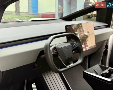 Сірий Тесла Cybertruck, об'ємом двигуна 0 л та пробігом 3 тис. км за 104800 $, фото 20 на Automoto.ua