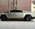 Сірий Тесла Cybertruck, об'ємом двигуна 0 л та пробігом 3 тис. км за 104800 $, фото 17 на Automoto.ua