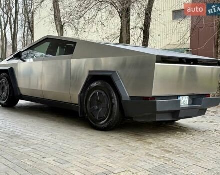 Сірий Тесла Cybertruck, об'ємом двигуна 0 л та пробігом 3 тис. км за 104800 $, фото 15 на Automoto.ua