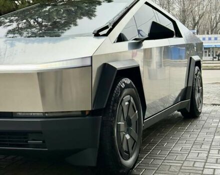 Сірий Тесла Cybertruck, об'ємом двигуна 0 л та пробігом 3 тис. км за 104800 $, фото 6 на Automoto.ua