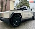 Сірий Тесла Cybertruck, об'ємом двигуна 0 л та пробігом 3 тис. км за 104800 $, фото 3 на Automoto.ua