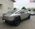 Серый Тесла Cybertruck, объемом двигателя 0 л и пробегом 6 тыс. км за 70000 $, фото 1 на Automoto.ua