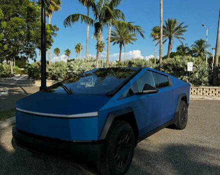 Тесла Cybertruck 2024 в Ровно на Automoto.ua Синий Тесла Cybertruck, объемом двигателя 0 л и пробегом 10 тыс. км за 119000 $, фото 5 на Automoto.ua