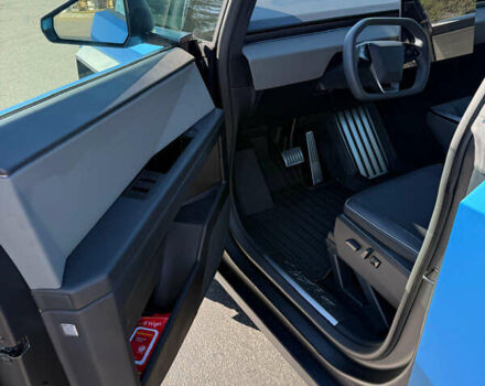 Тесла Cybertruck 2024 в Ровно на Automoto.ua Синий Тесла Cybertruck, объемом двигателя 0 л и пробегом 10 тыс. км за 119000 $, фото 14 на Automoto.ua