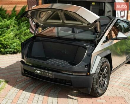 Зеленый Тесла Cybertruck, объемом двигателя 0 л и пробегом 1 тыс. км за 125000 $, фото 19 на Automoto.ua