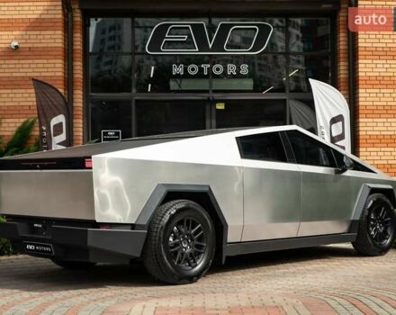 Зеленый Тесла Cybertruck, объемом двигателя 0 л и пробегом 1 тыс. км за 125000 $, фото 11 на Automoto.ua