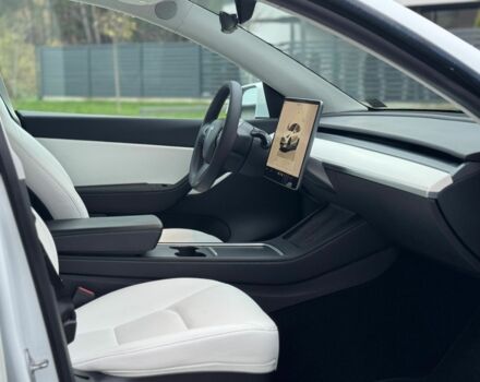 Белый Тесла Другая, объемом двигателя 0 л и пробегом 115 тыс. км за 25800 $, фото 18 на Automoto.ua