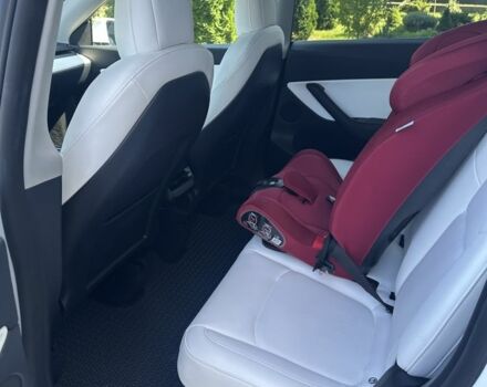 Тесла Другая 2022 в Черткове на Automoto.ua Белый Тесла Другая, объемом двигателя 0 л и пробегом 37 тыс. км за 28900 $, фото 7 на Automoto.ua