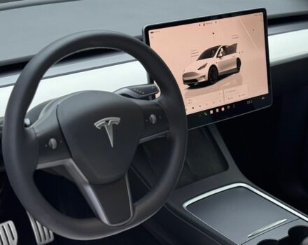 Белый Тесла Другая, объемом двигателя 0 л и пробегом 115 тыс. км за 25800 $, фото 13 на Automoto.ua