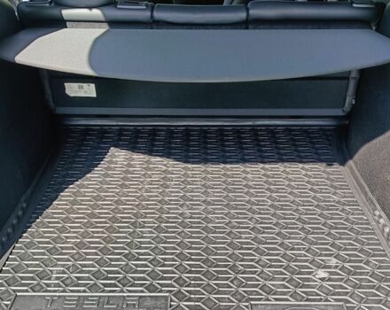 Белый Тесла Другая, объемом двигателя 0 л и пробегом 20 тыс. км за 33500 $, фото 11 на Automoto.ua