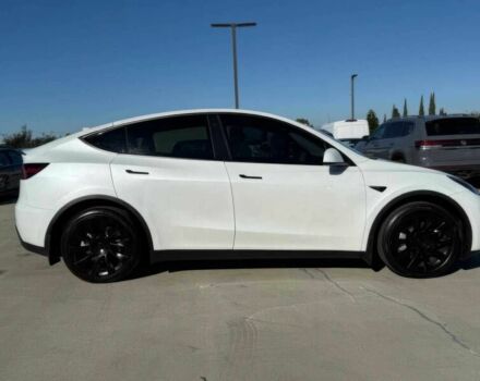 Белый Тесла Другая, объемом двигателя 0 л и пробегом 18 тыс. км за 23500 $, фото 3 на Automoto.ua