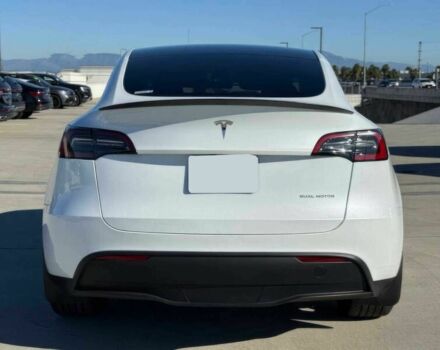 Белый Тесла Другая, объемом двигателя 0 л и пробегом 18 тыс. км за 23500 $, фото 6 на Automoto.ua