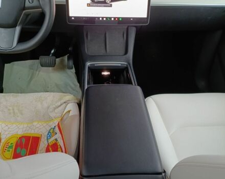 Білий Тесла Інша, об'ємом двигуна 0 л та пробігом 52 тис. км за 29000 $, фото 7 на Automoto.ua