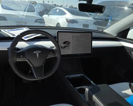 Белый Тесла Другая, объемом двигателя 0 л и пробегом 50 тыс. км за 15050 $, фото 3 на Automoto.ua