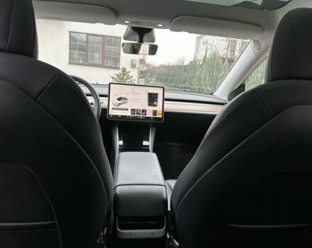 Белый Тесла Другая, объемом двигателя 0 л и пробегом 82 тыс. км за 26000 $, фото 9 на Automoto.ua