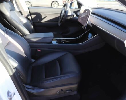 Белый Тесла Другая, объемом двигателя 0 л и пробегом 162 тыс. км за 22500 $, фото 19 на Automoto.ua