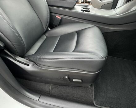 Белый Тесла Другая, объемом двигателя 0 л и пробегом 77 тыс. км за 25000 $, фото 12 на Automoto.ua