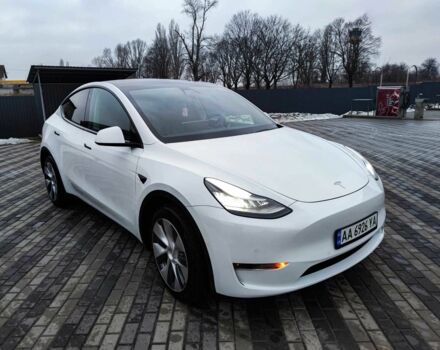 Белый Тесла Другая, объемом двигателя 0 л и пробегом 105 тыс. км за 28500 $, фото 2 на Automoto.ua