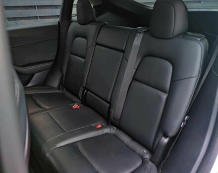 Белый Тесла Другая, объемом двигателя 0 л и пробегом 105 тыс. км за 28500 $, фото 16 на Automoto.ua