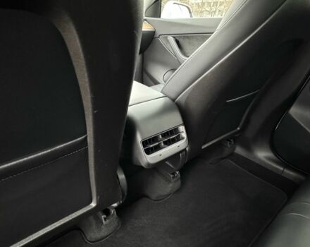 Белый Тесла Другая, объемом двигателя 0 л и пробегом 77 тыс. км за 25000 $, фото 23 на Automoto.ua