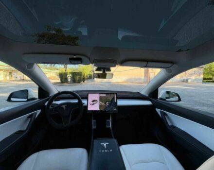 Белый Тесла Другая, объемом двигателя 0 л и пробегом 48 тыс. км за 11500 $, фото 8 на Automoto.ua