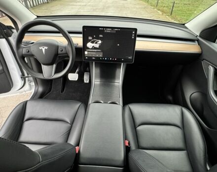 Белый Тесла Другая, объемом двигателя 0 л и пробегом 77 тыс. км за 25000 $, фото 18 на Automoto.ua