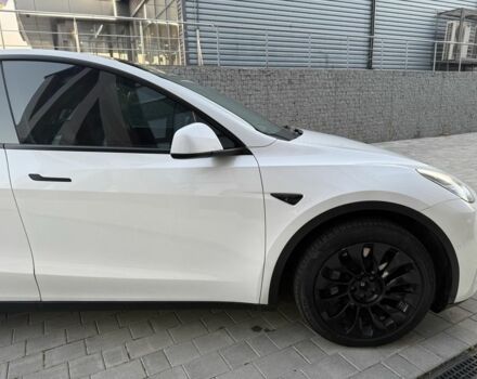 Белый Тесла Другая, объемом двигателя 0 л и пробегом 166 тыс. км за 21000 $, фото 4 на Automoto.ua