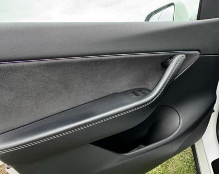 Белый Тесла Другая, объемом двигателя 0 л и пробегом 119 тыс. км за 24000 $, фото 17 на Automoto.ua