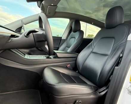 Тесла Другая 2021 в Киеве на Automoto.ua Белый Тесла Другая, объемом двигателя 0 л и пробегом 79 тыс. км за 24700 $, фото 18 на Automoto.ua