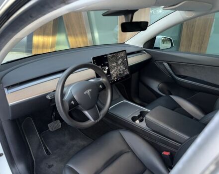 Белый Тесла Другая, объемом двигателя 0 л и пробегом 166 тыс. км за 21000 $, фото 6 на Automoto.ua