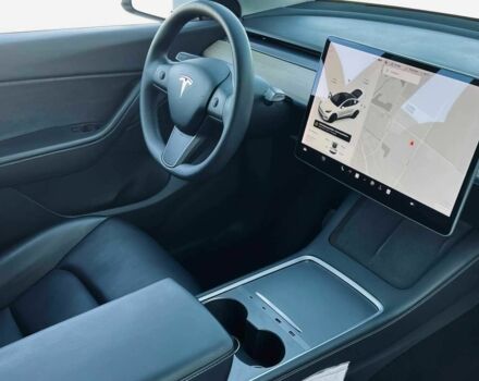 Белый Тесла Другая, объемом двигателя 0 л и пробегом 27 тыс. км за 10000 $, фото 6 на Automoto.ua