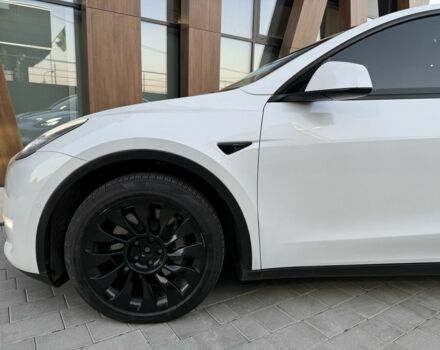 Белый Тесла Другая, объемом двигателя 0 л и пробегом 166 тыс. км за 21000 $, фото 1 на Automoto.ua