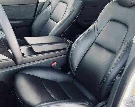 Белый Тесла Другая, объемом двигателя 0 л и пробегом 27 тыс. км за 10000 $, фото 7 на Automoto.ua