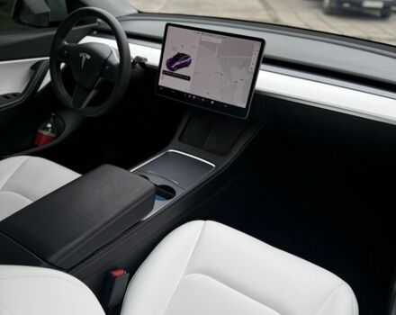 Белый Тесла Другая, объемом двигателя 0 л и пробегом 95 тыс. км за 22000 $, фото 5 на Automoto.ua