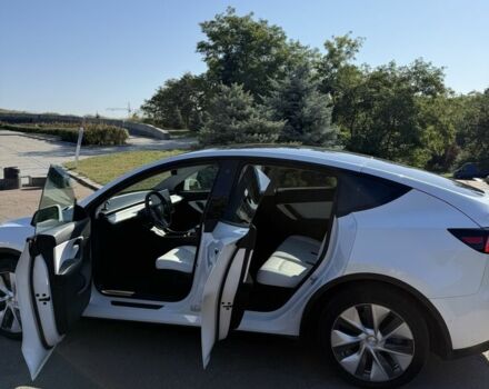 Белый Тесла Другая, объемом двигателя 0 л и пробегом 72 тыс. км за 29000 $, фото 7 на Automoto.ua