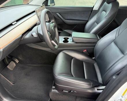 Тесла Другая 2021 в Киеве на Automoto.ua Белый Тесла Другая, объемом двигателя 0 л и пробегом 79 тыс. км за 24700 $, фото 14 на Automoto.ua