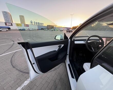 Тесла Другая 2021 в Одессе на Automoto.ua Белый Тесла Другая, объемом двигателя 0 л и пробегом 73 тыс. км за 24600 $, фото 10 на Automoto.ua