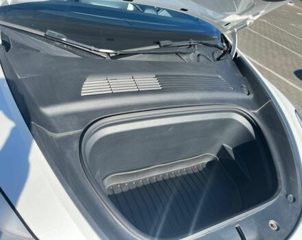 Тесла Другая 2021 в Одессе на Automoto.ua Белый Тесла Другая, объемом двигателя 0 л и пробегом 73 тыс. км за 24600 $, фото 12 на Automoto.ua